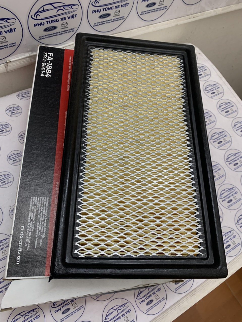 Lọc gió động cơ Ford Explorer 2016 17 18 19 20 L1M39601AB