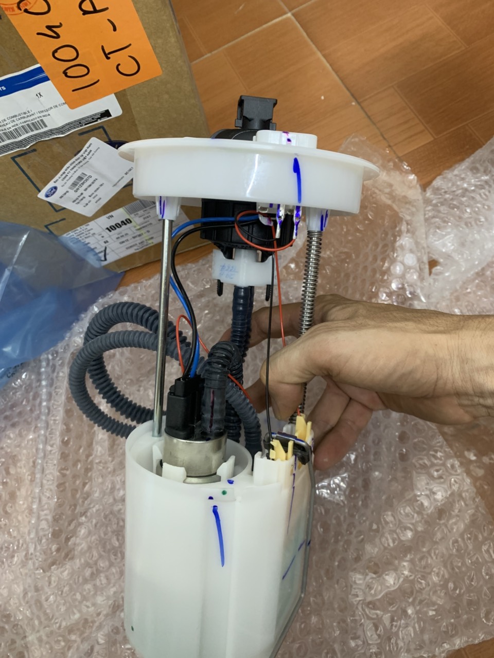 Bơm xăng Ford EcoSport 1.0 GN159H307FA GN1Z9H307D