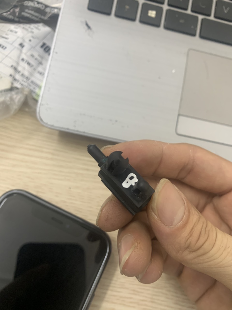 Cảm biến nhiệt độ ngoài trời Ford Ranger 3.2 AU5T-12A647-AC