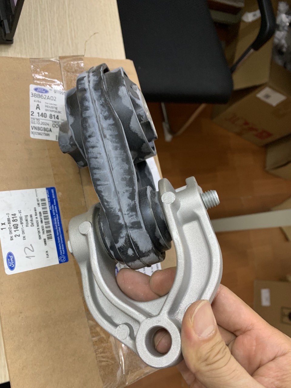 Chân số dưới Ford EcoSport 1.0 GN1Z6068D GN116P082BC B A