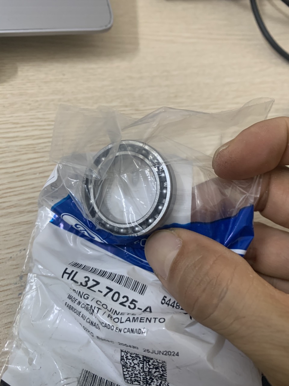 Bi bánh răng bơm dầu số tự động Ranger, Everest 2.0 HL3Z7025A