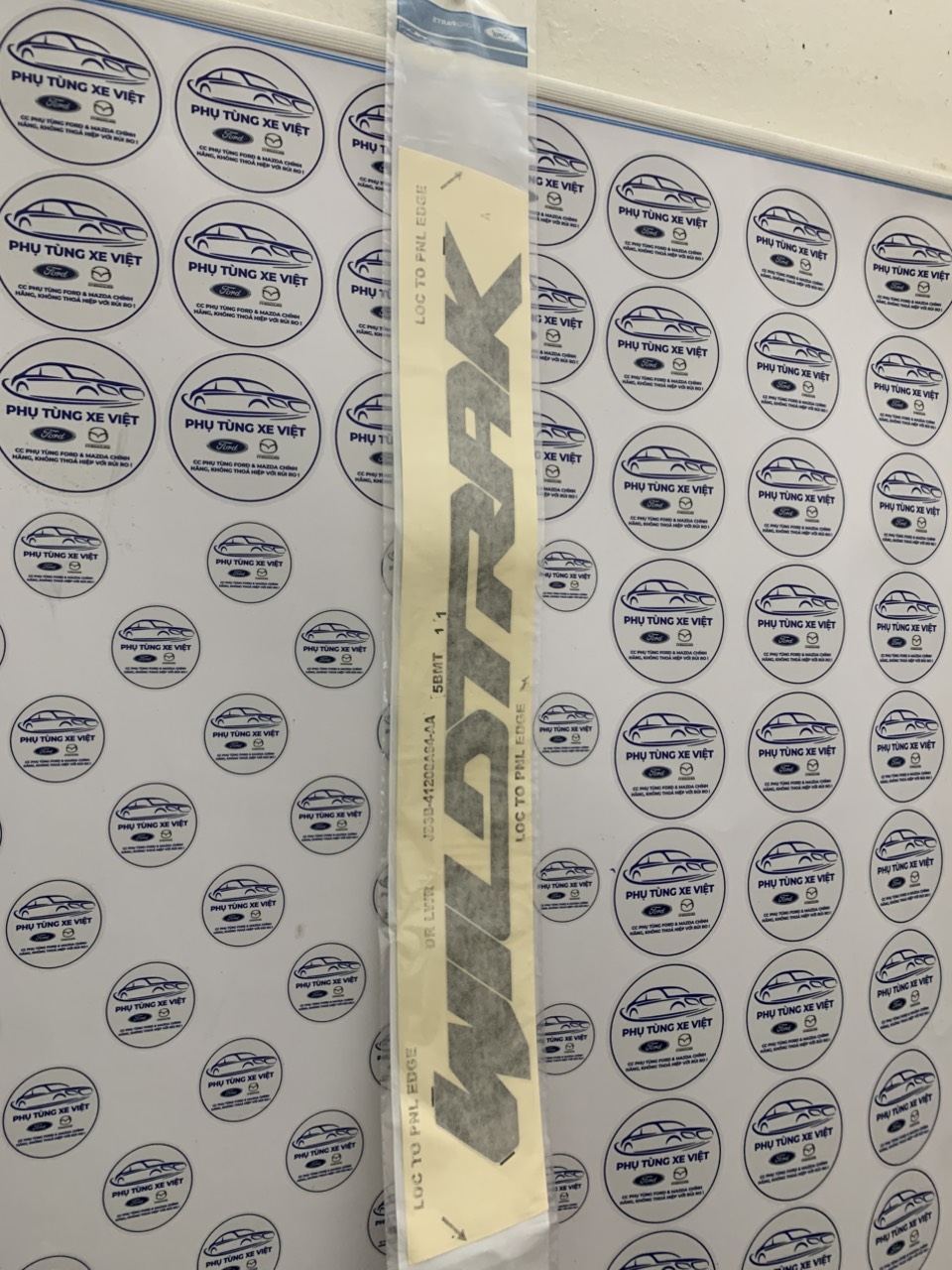 Tem Wildtrak sườn xe Ranger 2018 19 20 21 JB3Z4120000AC AB