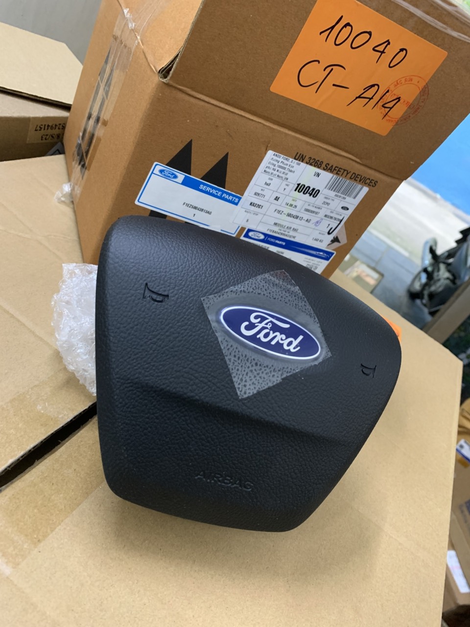 Túi khí vô lăng EcoSport 2018 19 20 21 2 F1EB-A042B85-AD3ZHE