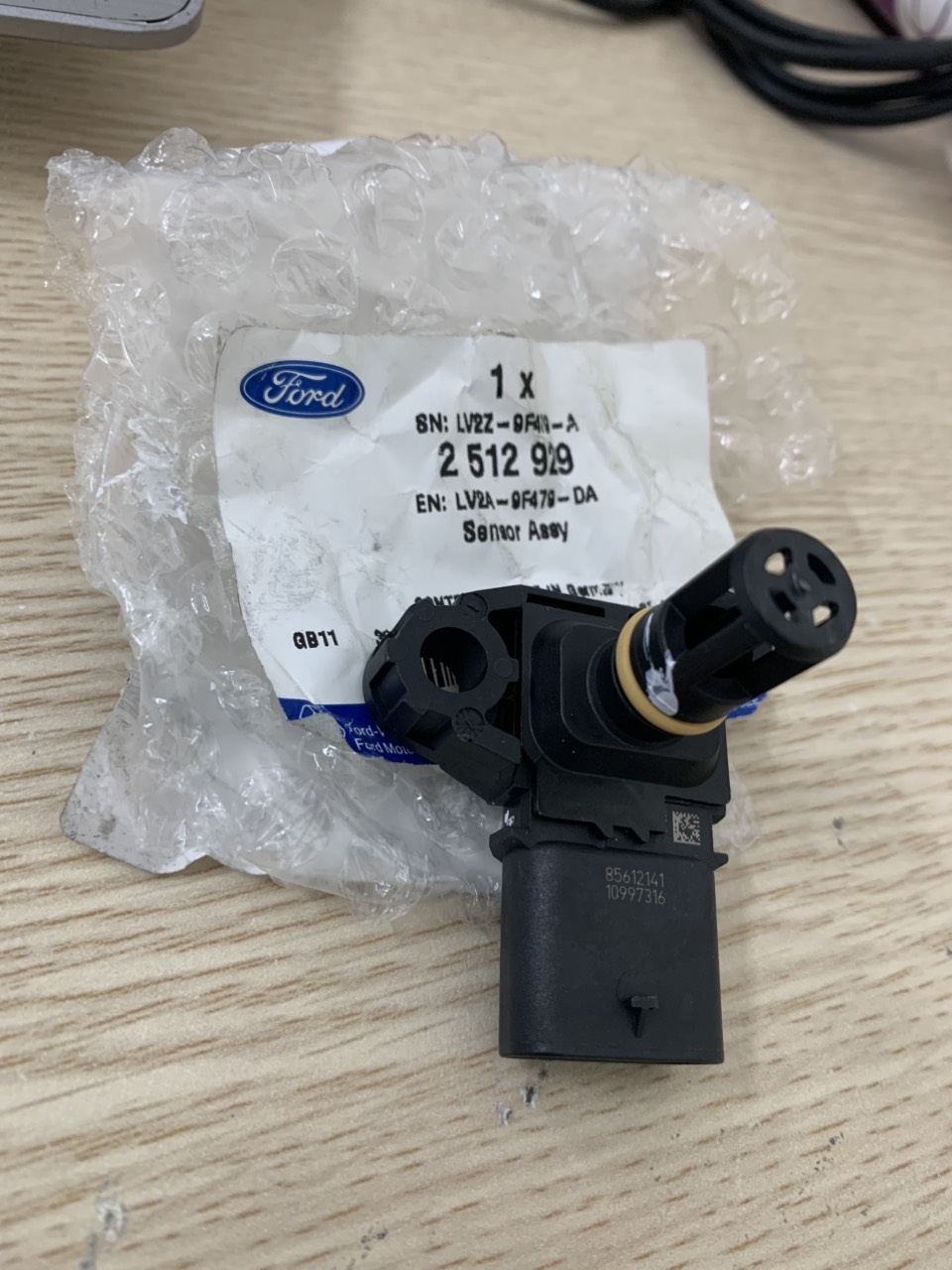 Cảm biến áp suất khí nạp Ford Everest 2.0 LV2A-9F479-DA