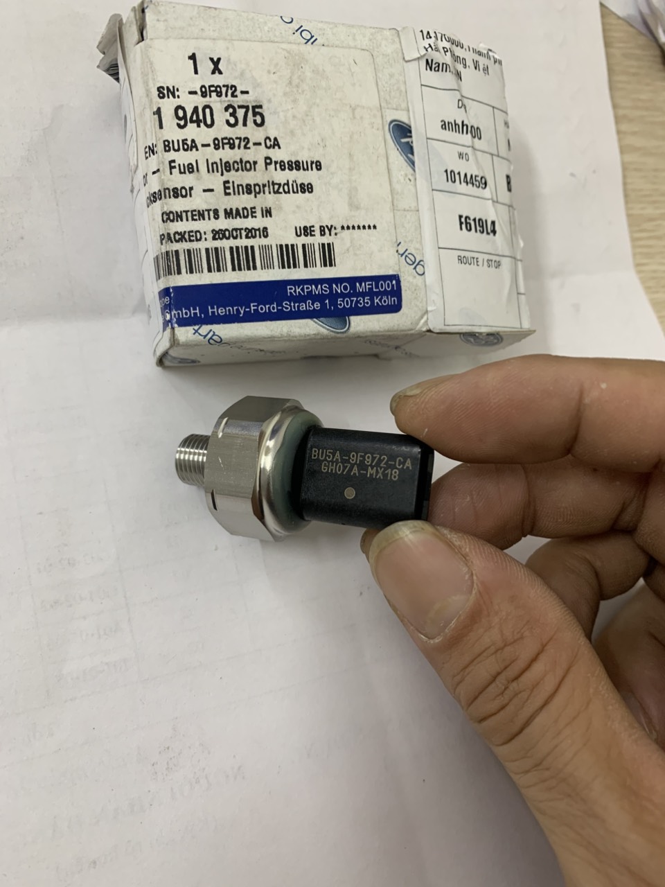 Cảm biến áp suất nhiên liệu Ford Focus 2015 16 BU5A-9F972-CA