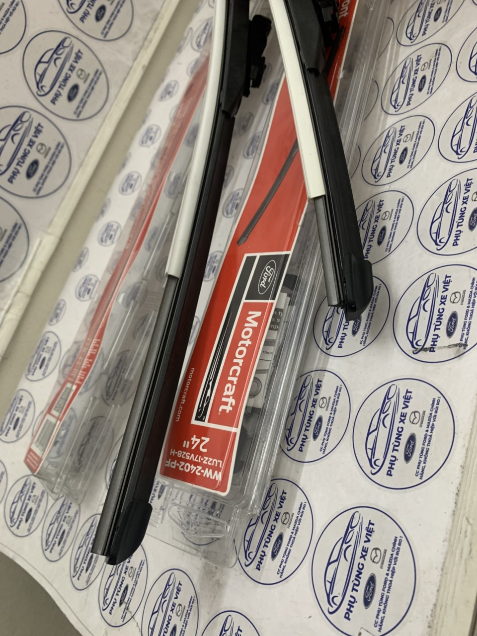 Chổi gạt mưa Everest 2015 16 17 18 19 20 PU2Z17V528L LU2ZH