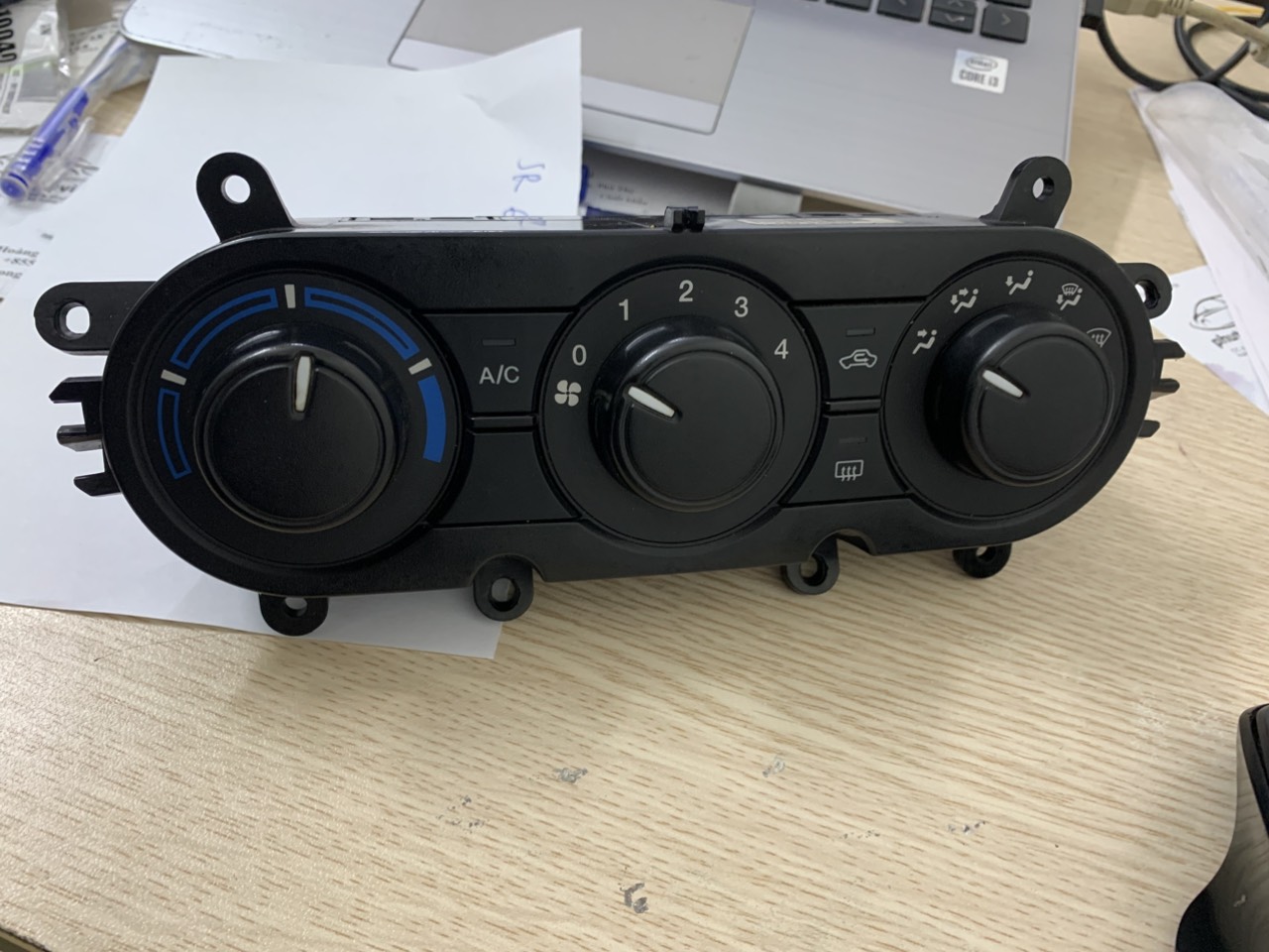 Công tắc chỉnh điều hoà Ford Ranger 2014 15 16 AB3919A522BE