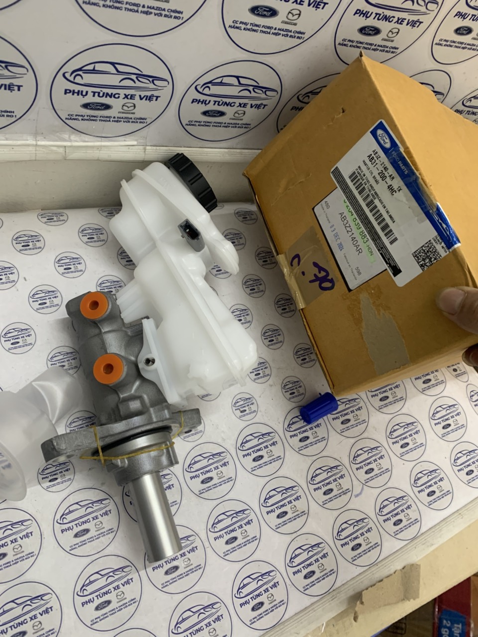 Tổng phanh Ford Ranger 2015 16 17 AB3Z2140AR AB312004HC