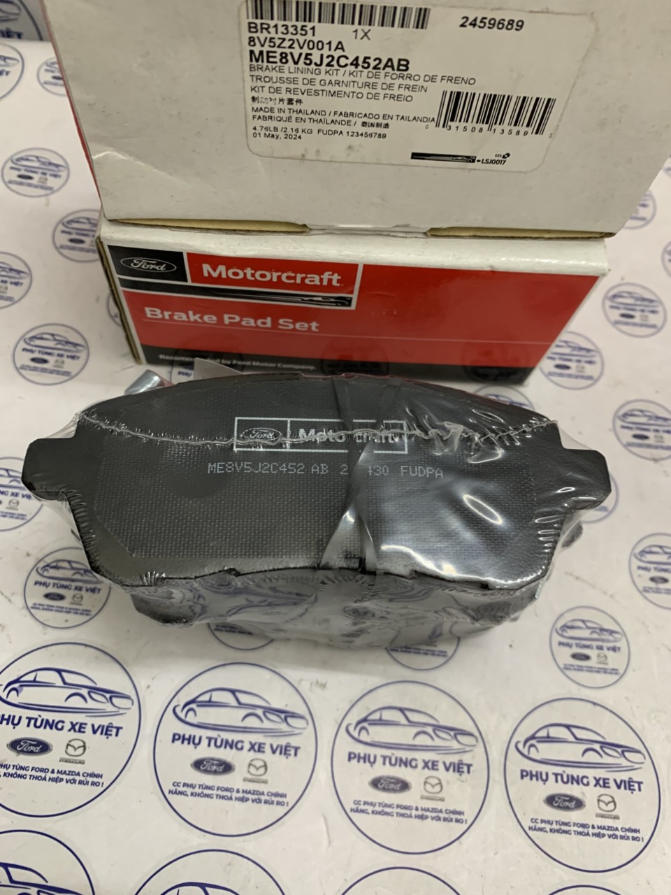 Bộ má phanh trước Ford Fiesta chính hãng 8V5Z2V001A