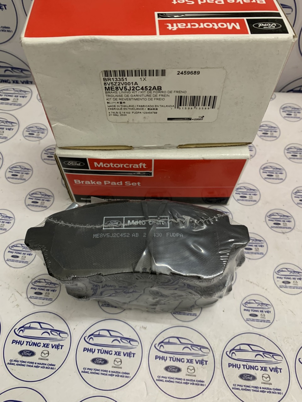 Bộ má phanh trước Ford Fiesta chính hãng 8V5Z2V001A