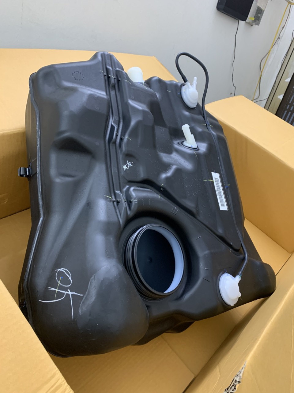 Bình nhiên liệu, bình xăng Ford Focus 2015 16 17 18 9 BV6Z9002L