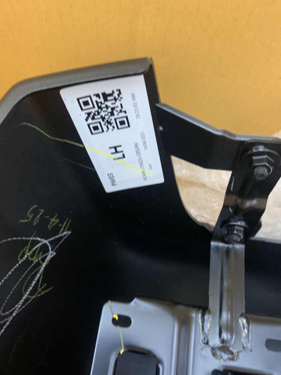 Cản sau Ford Ranger Wildtrak 2023 24 25 N1WZ17906FN FT FN