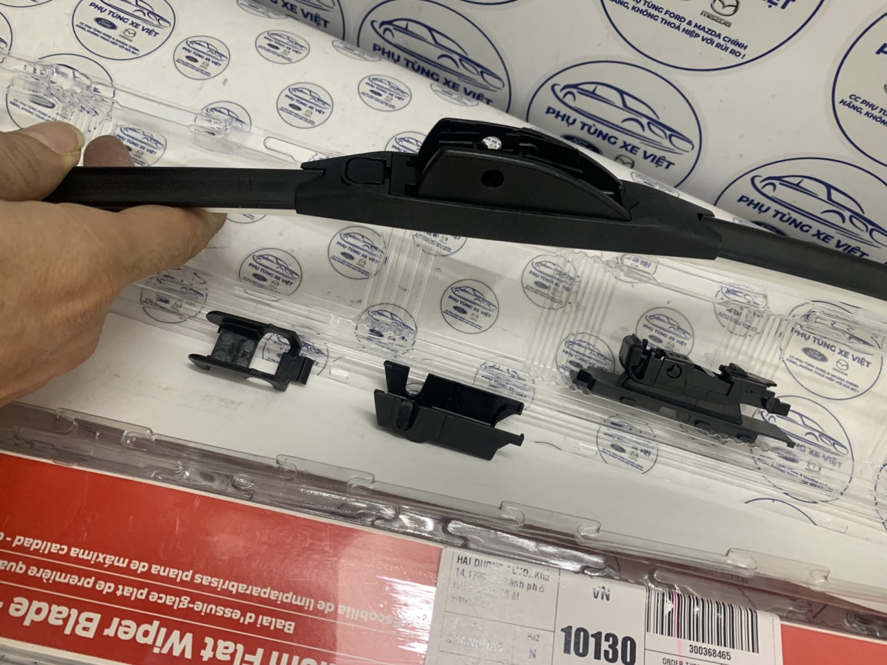 Gạt mưa trước Ford Focus 2015 16 17 18 19 LU2Z17V528K BM5Z