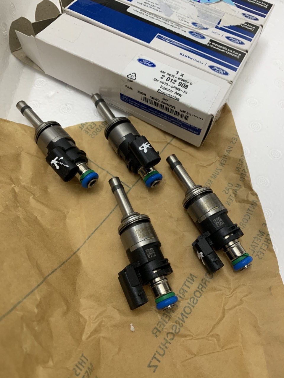 Kim phun Ford Focus 2015 6 7 8 9 DS7Z9F593D DS7G9F593EA