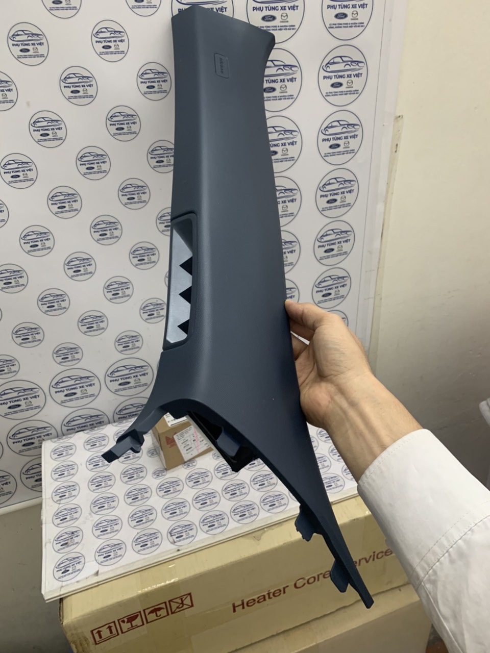 Ốp trong cột a Ford Territory NS14103512AAD5 NS14103513AAD5