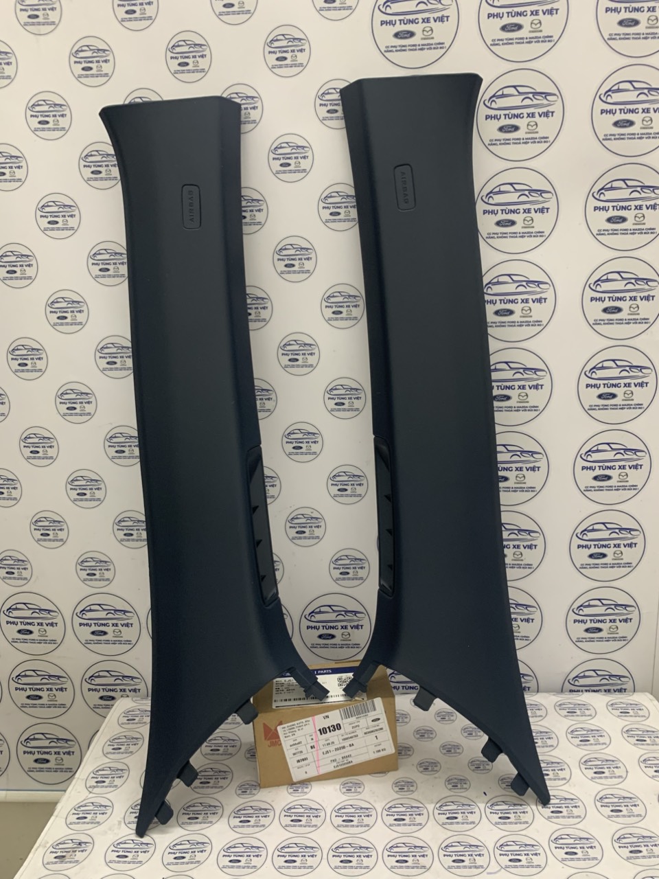 Ốp trong cột a Ford Territory NS14103512AAD5 NS14103513AAD5
