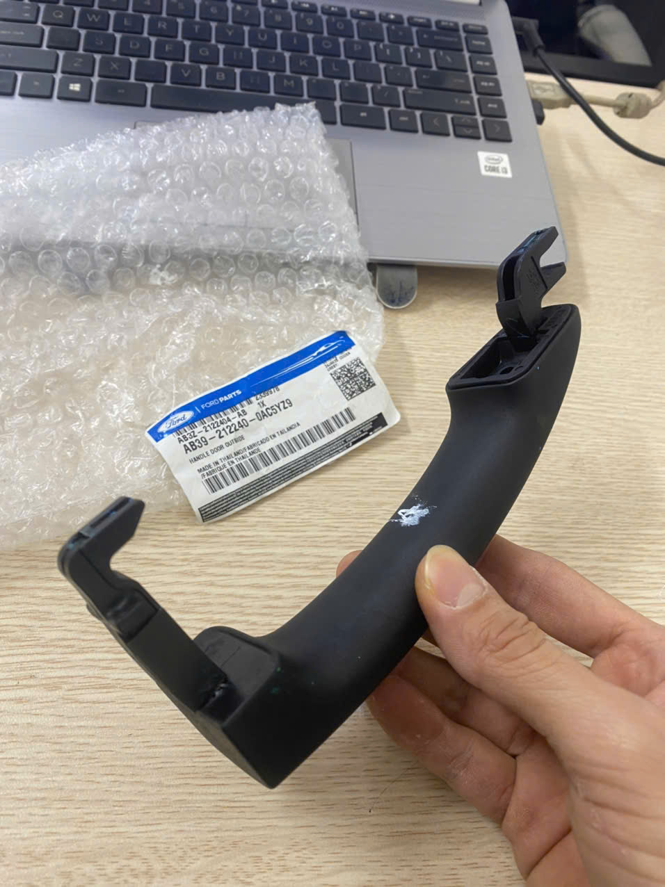 Tay mở cửa ngoài Ford Ranger 2013 4 5 6 7 8 9 AB3Z2122404AB