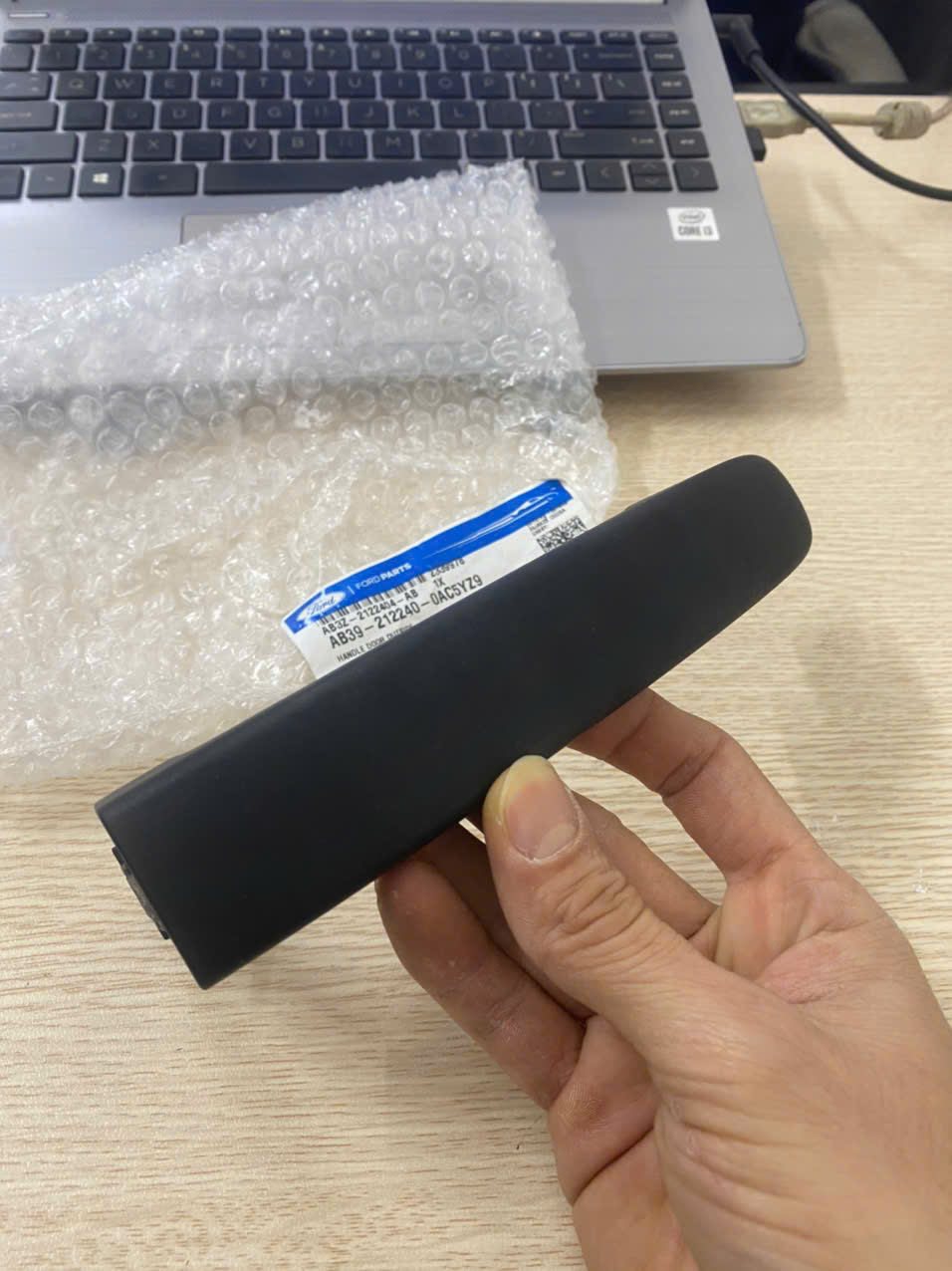 Tay mở cửa ngoài Ford Ranger 2013 4 5 6 7 8 9 AB3Z2122404AB