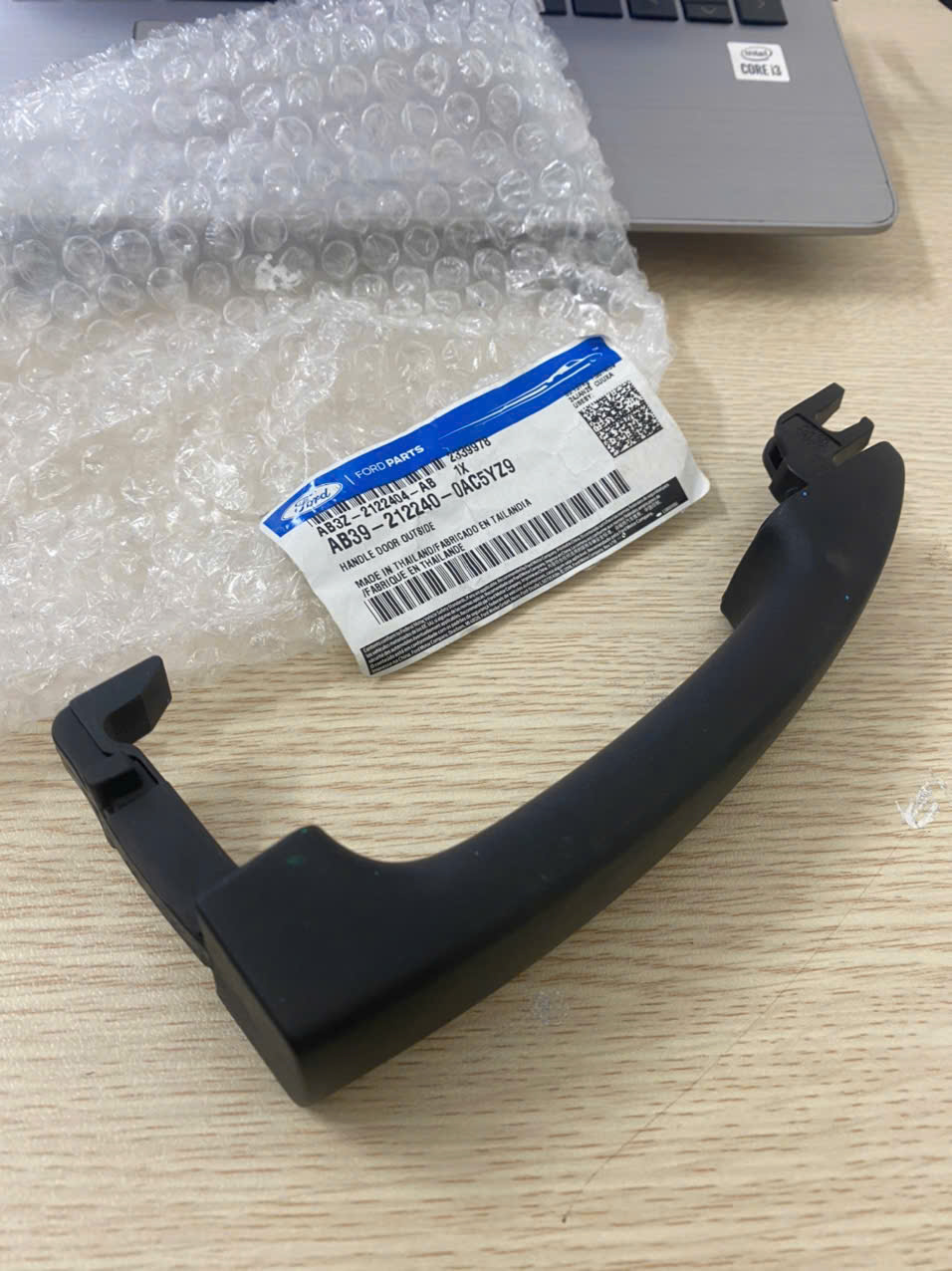 Tay mở cửa ngoài Ford Ranger 2013 4 5 6 7 8 9 AB3Z2122404AB