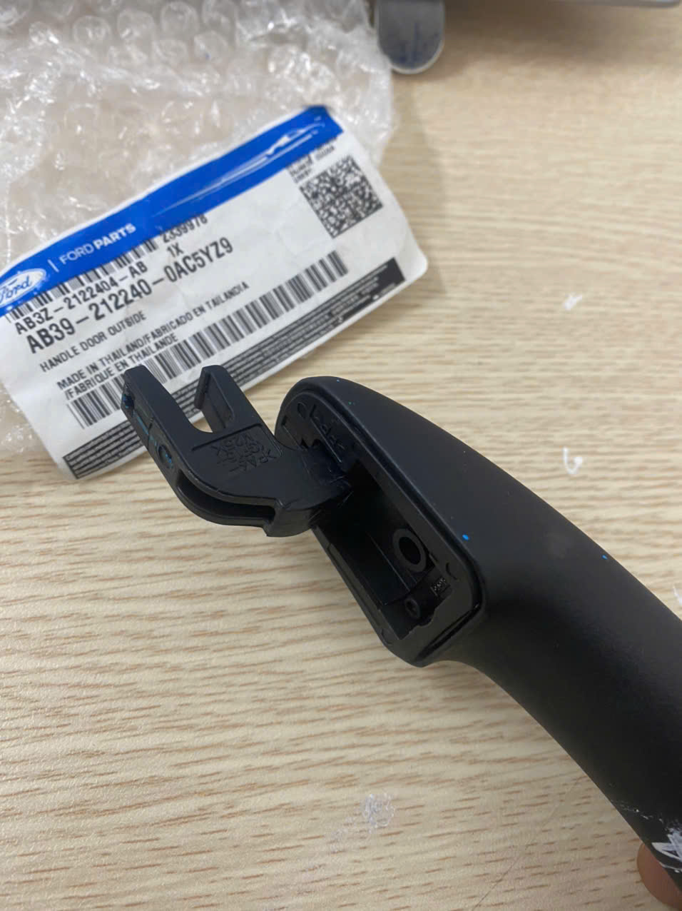 Tay mở cửa ngoài Ford Ranger 2013 4 5 6 7 8 9 AB3Z2122404AB