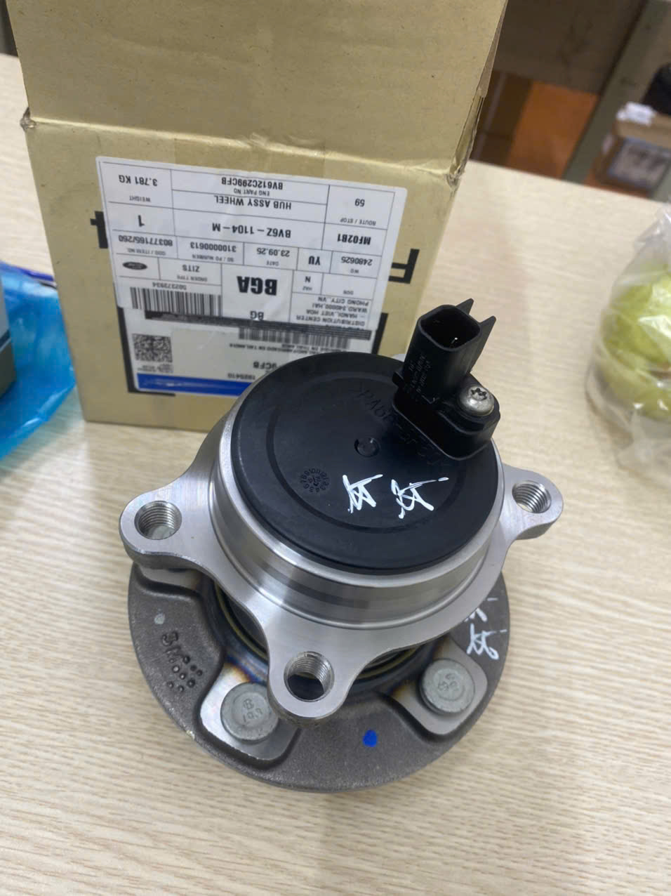 Bi bánh sau, bi moay ơ sau Ford Focus 2015 6 7 8 9 BV6Z1104M