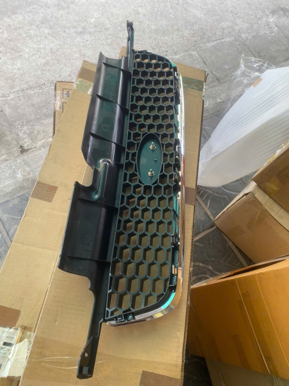 Ca lăng Ford Escape 2001 2002 2003 2004 2005 E11650710D