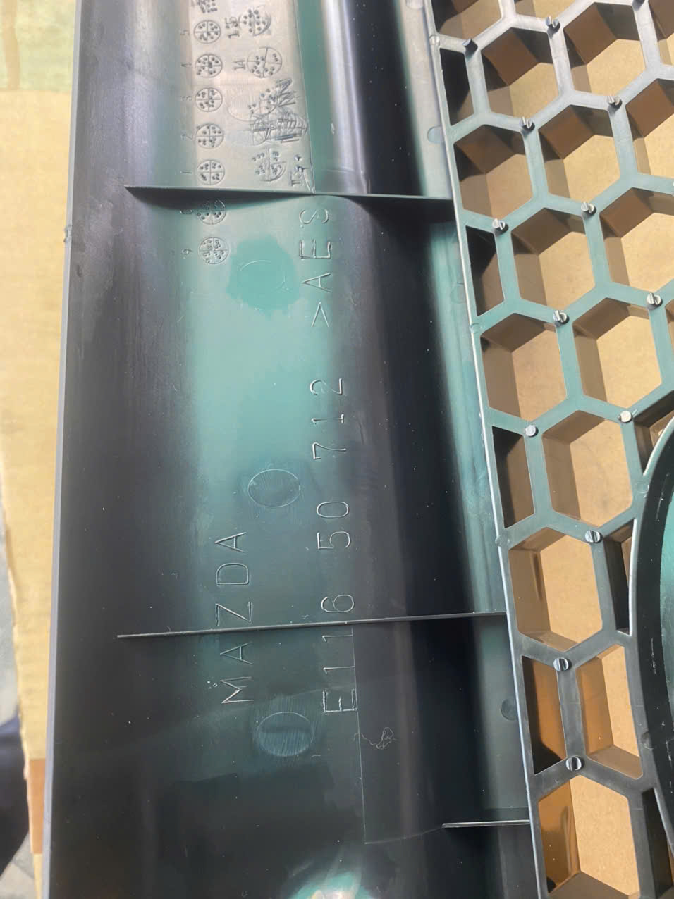 Ca lăng Ford Escape 2001 2002 2003 2004 2005 E11650710D