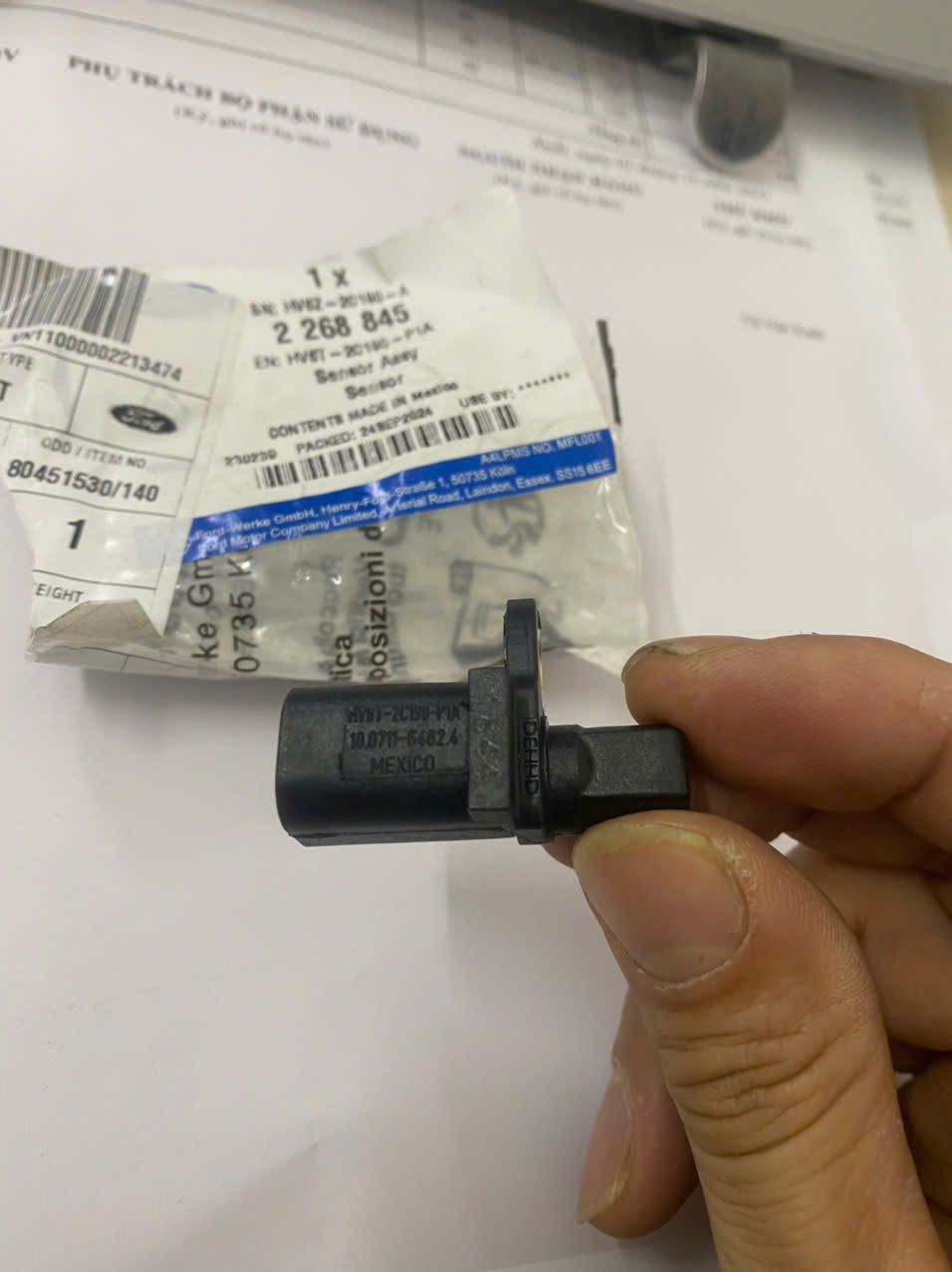 Cảm biến ABS bánh sau Ford Focus 2005-2012 BV6T2C190P1A