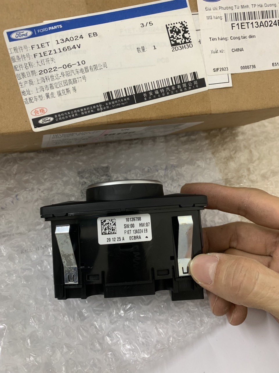 Công tắc đèn pha Ford Focus 2013 4 5 6 7 8 9 F1ET13A024EB