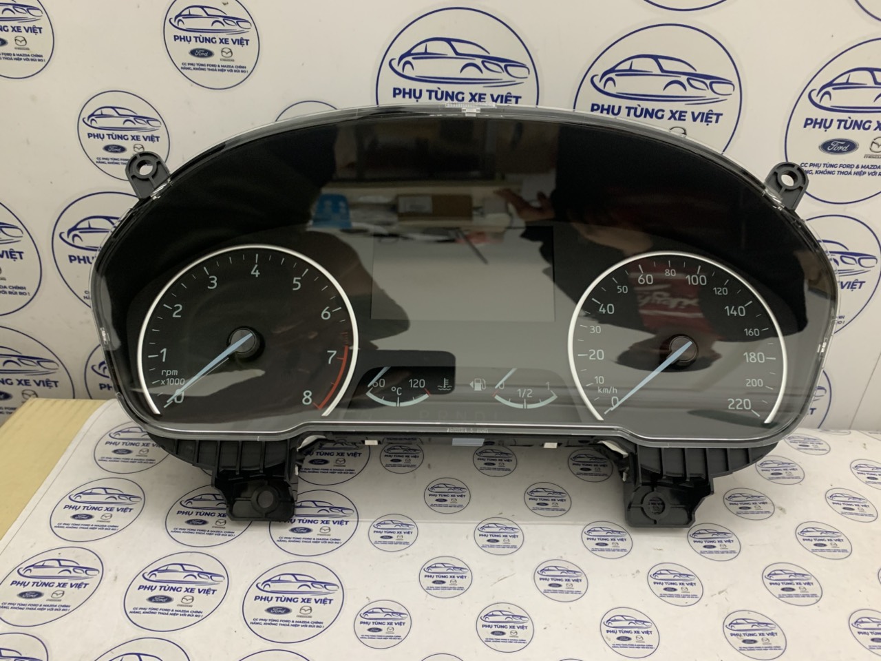 Đồng hồ táp lô Ford EcoSport 2018 19 20 21 22 GN1110849BGJ