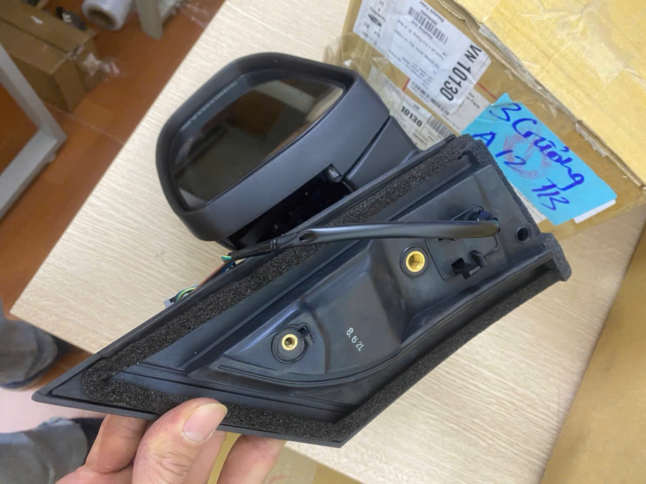 Gương chiếu hậu Ford Focus 2009 10 11 12 8M5Z17682B 83C