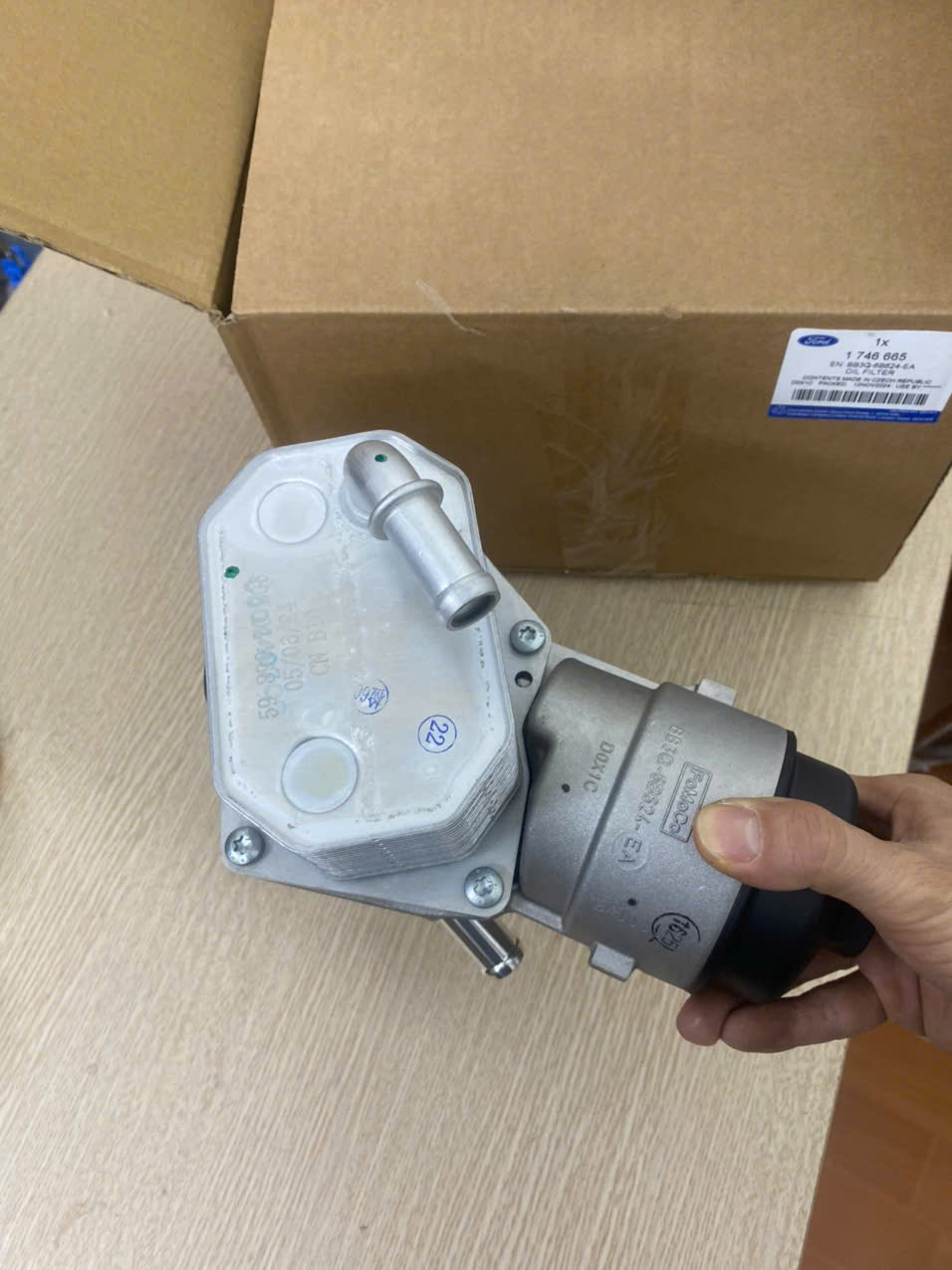 Két sinh hàn, két làm mát dầu máy Ford Ranger 3.2, 2.2