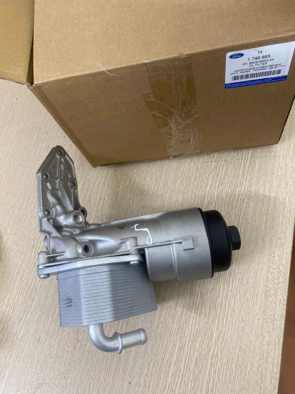 Két sinh hàn, két làm mát dầu máy Ford Ranger 3.2, 2.2