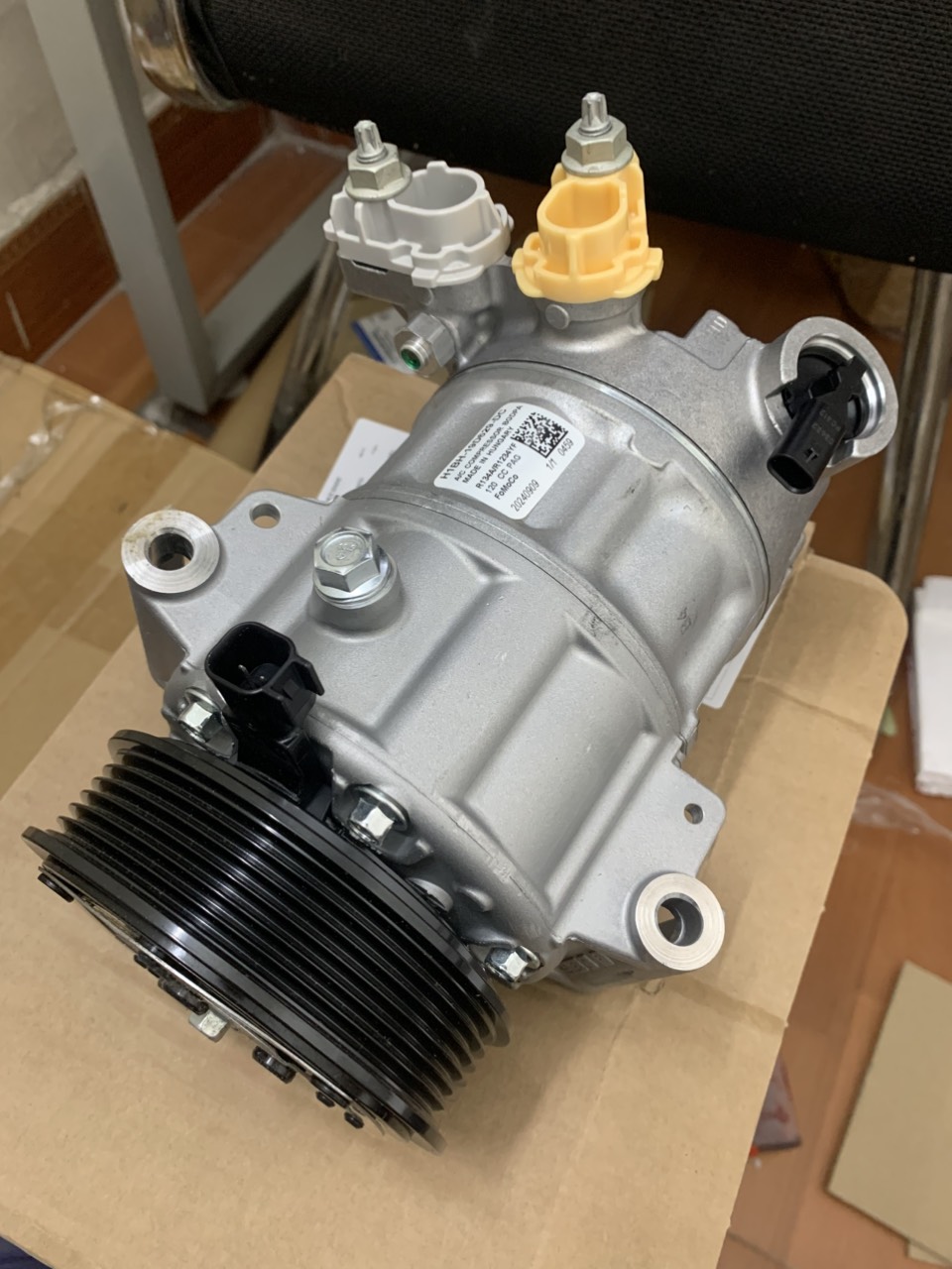 Lốc điều hoà Ford EcoSport 1.0 1018 19 20 21 H1BH19D629DC