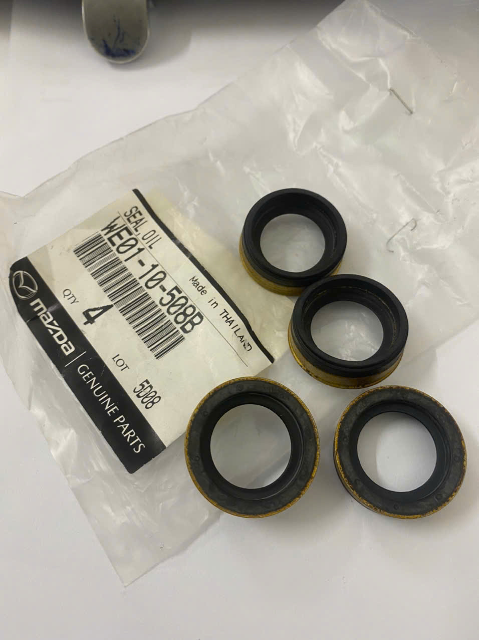 Phớt kim phun Ford Everest 2009 10 11 12 13 14 WE0110508B