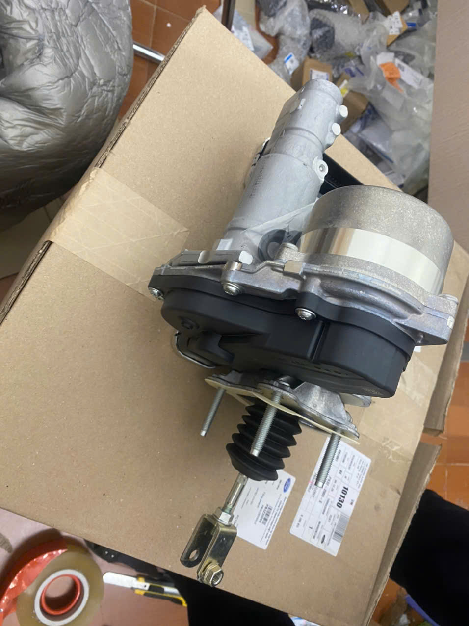 Trợ lực phanh, tổng phanh Ford Everest 2022 3 4 5 PB3C2D335LC