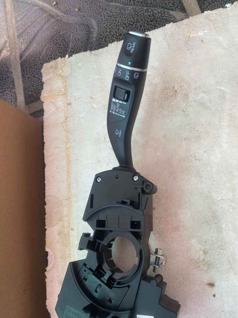 công tắc trên vô lăng Ford Territory JS113N064DC NS113N064BC