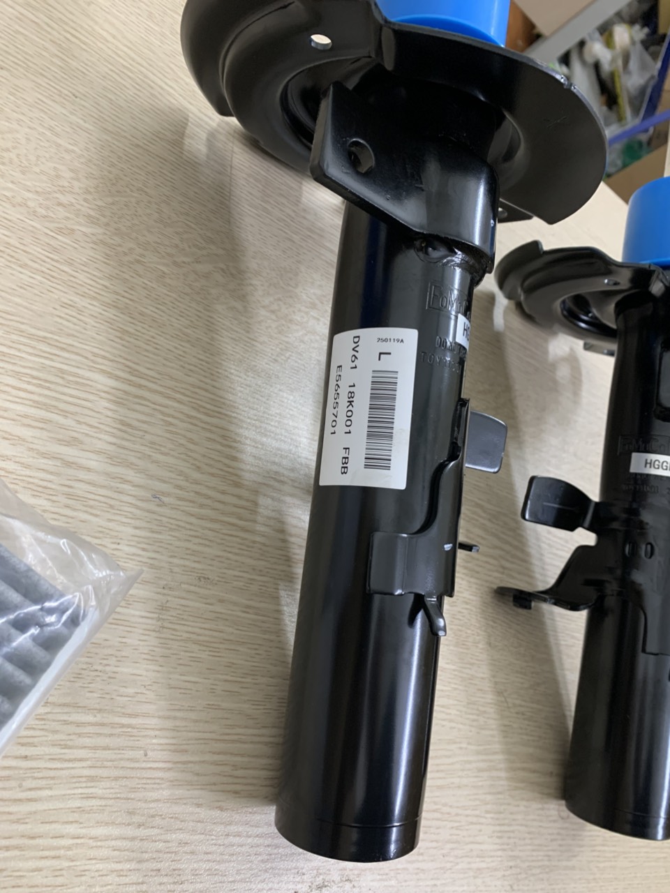 Giảm sóc trước Focus 2015 6 7 8 9 DV6118045FBB DV6Z18124Y