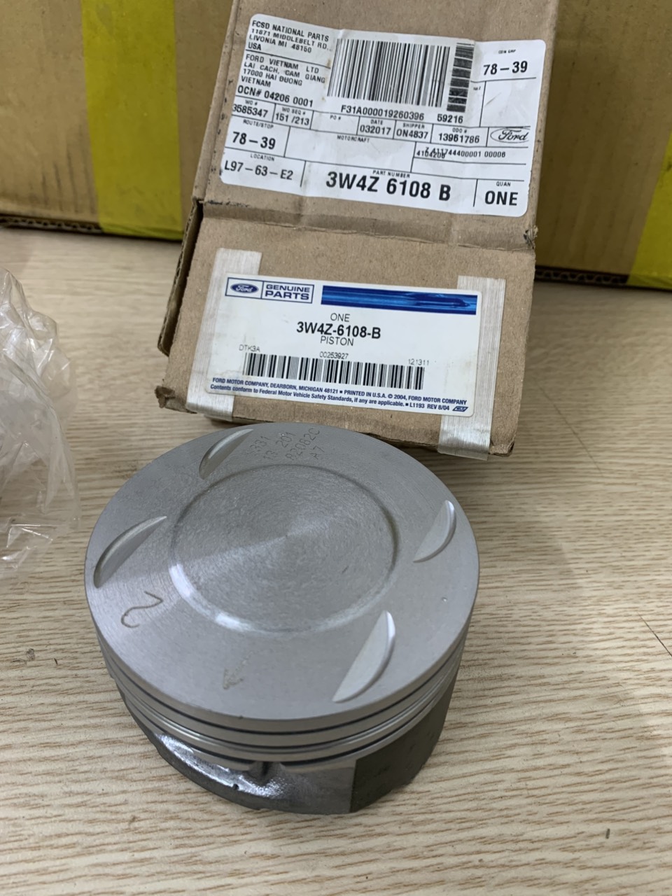Piston máy Escape 3.0, piston động cơ Ford Escape 3W4Z6108B