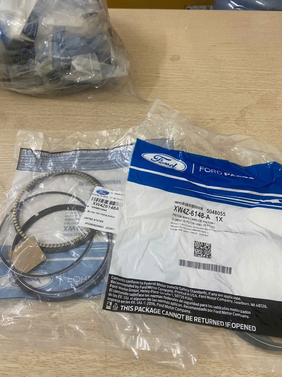 Séc măng máy Escape 3.0, Séc măng động cơ Escape XW4Z6148