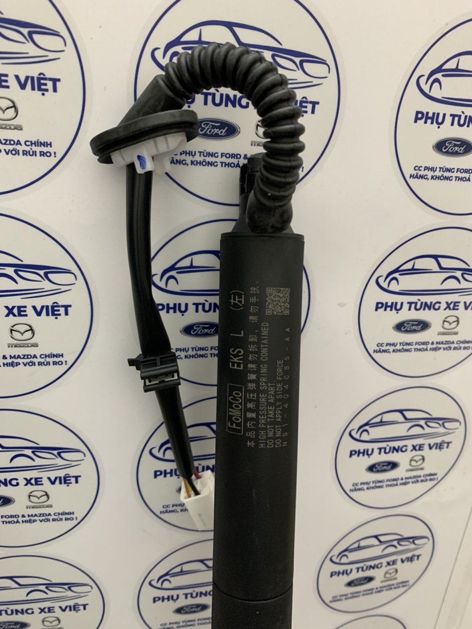 Thanh chống cửa hậu Ford Territory NS1404C84AA NS1404C85A