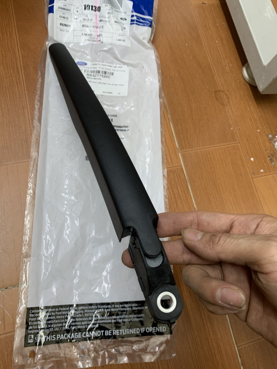 Chổi cần gạt mưa sau Ford Explorer 2016 17 18 19 BB5Z17526C