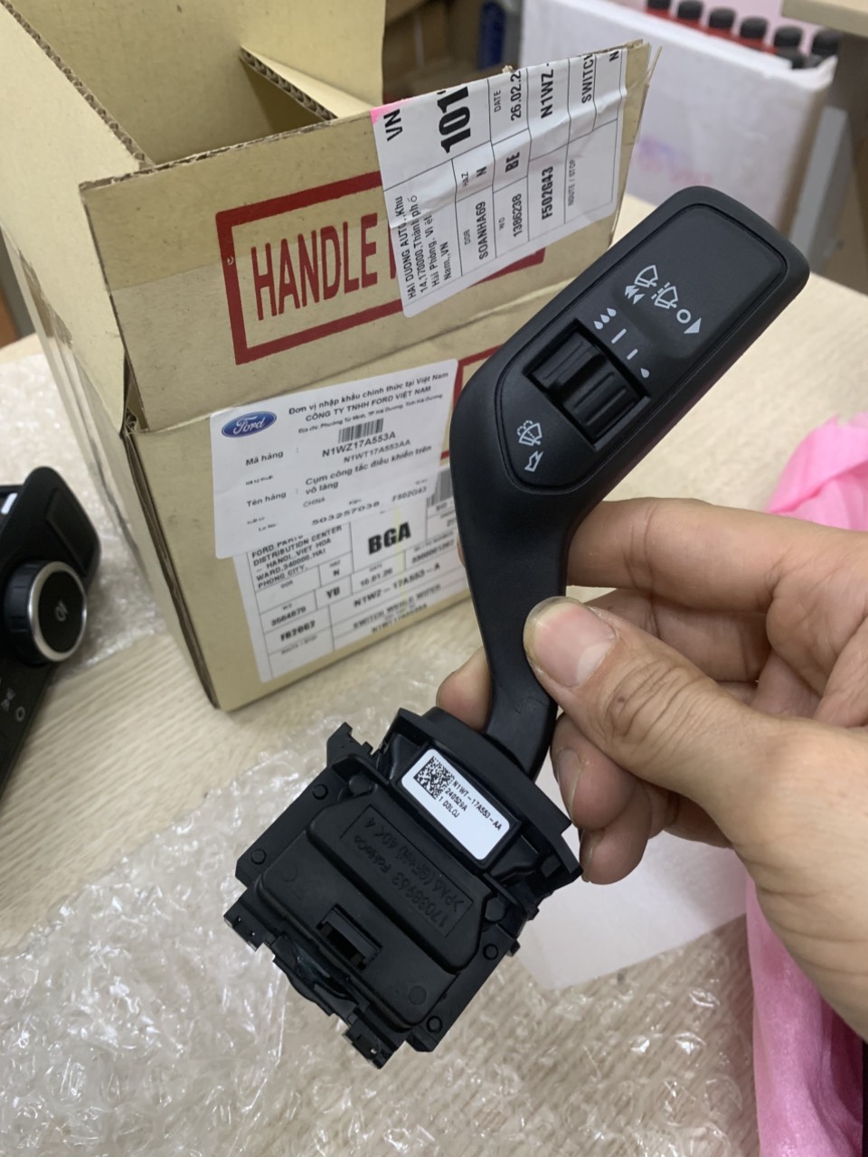 Công tắc gạt mưa Ford Ranger N1WZ17A553A N1WT17A553AA