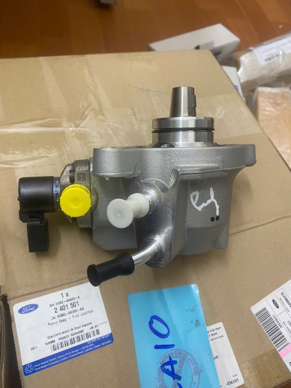 Bơm cao áp Ford Everest 2.0 HG9Q-9B395-AB HG9Q-9B395-AA