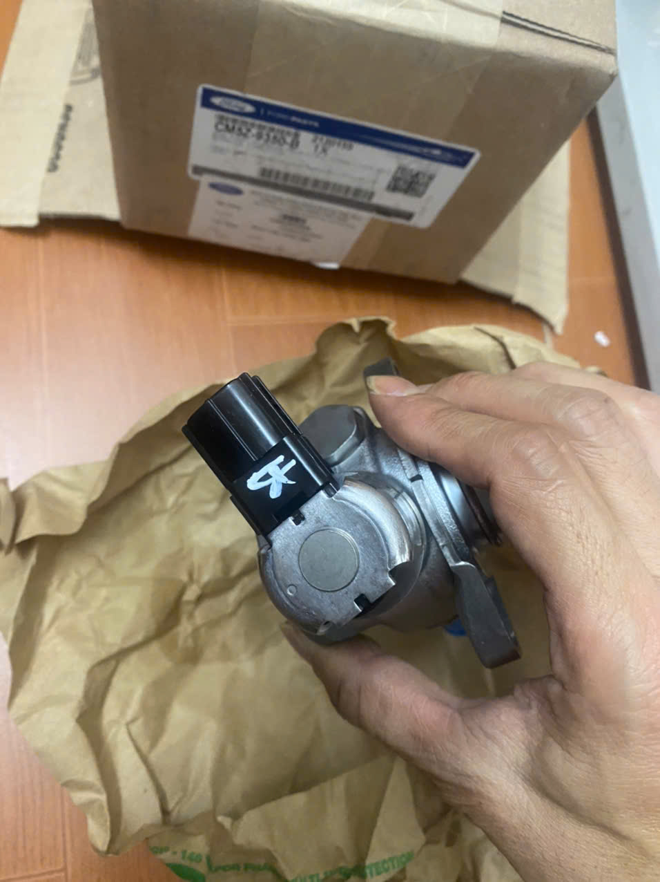 Bơm cao áp Ford Focus 2015 6 7 8 9 CM5E9D376DA CM5Z9350B