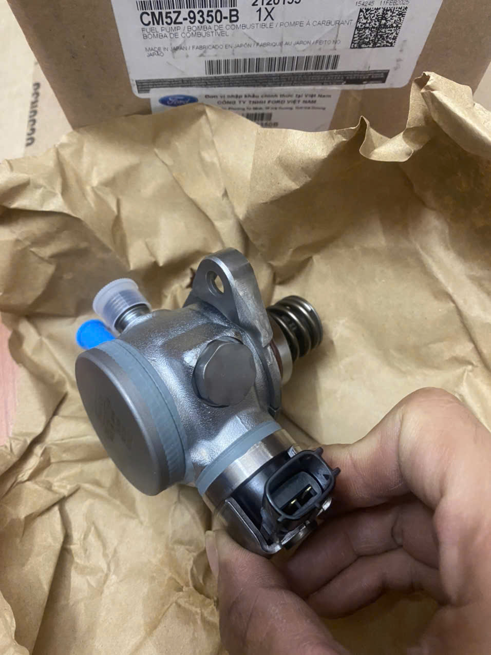 Bơm cao áp Ford Focus 2015 6 7 8 9 CM5E9D376DA CM5Z9350B