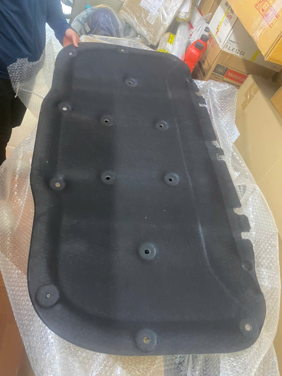 Chống nóng ca bô Ford Everest 2023 24 25 26 27 N1WBE16746A