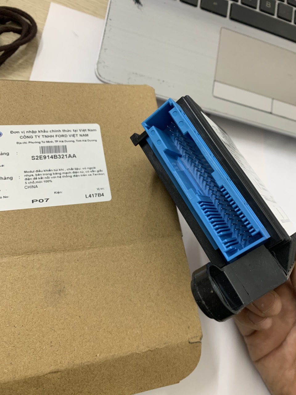 Hộp điều khiển túi khí Territory S2E914B321AA S2E9-14B321-AA