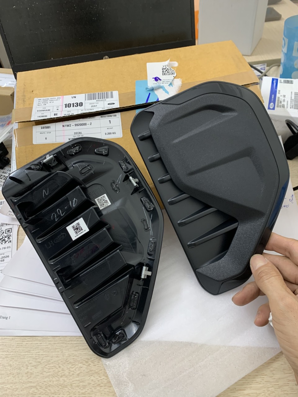 Ốp mang cá Ford Everest 2026 5 4 3 2 N1WZ9920000V 6320001U