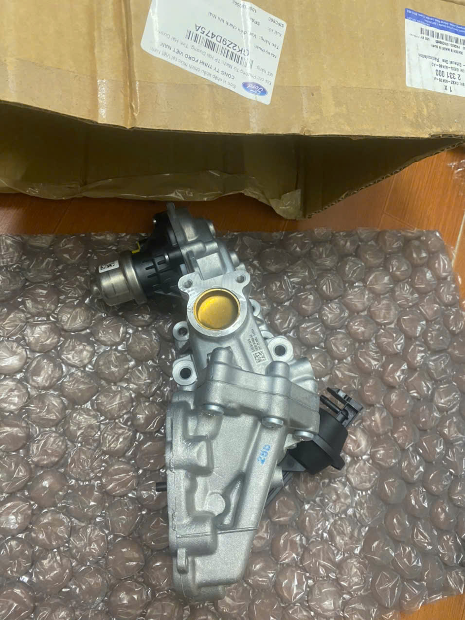 Van ERG van tuần hoàn khí xả Ford Ranger 2.0 GK2Z9D475A